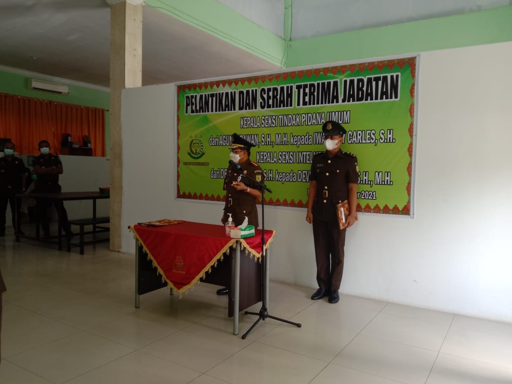 Kajari Dumai Khairul Anwar Laksanakan Pelantikan dan Sertijab Kepada Kasi Intel dan Kasi Pidum
