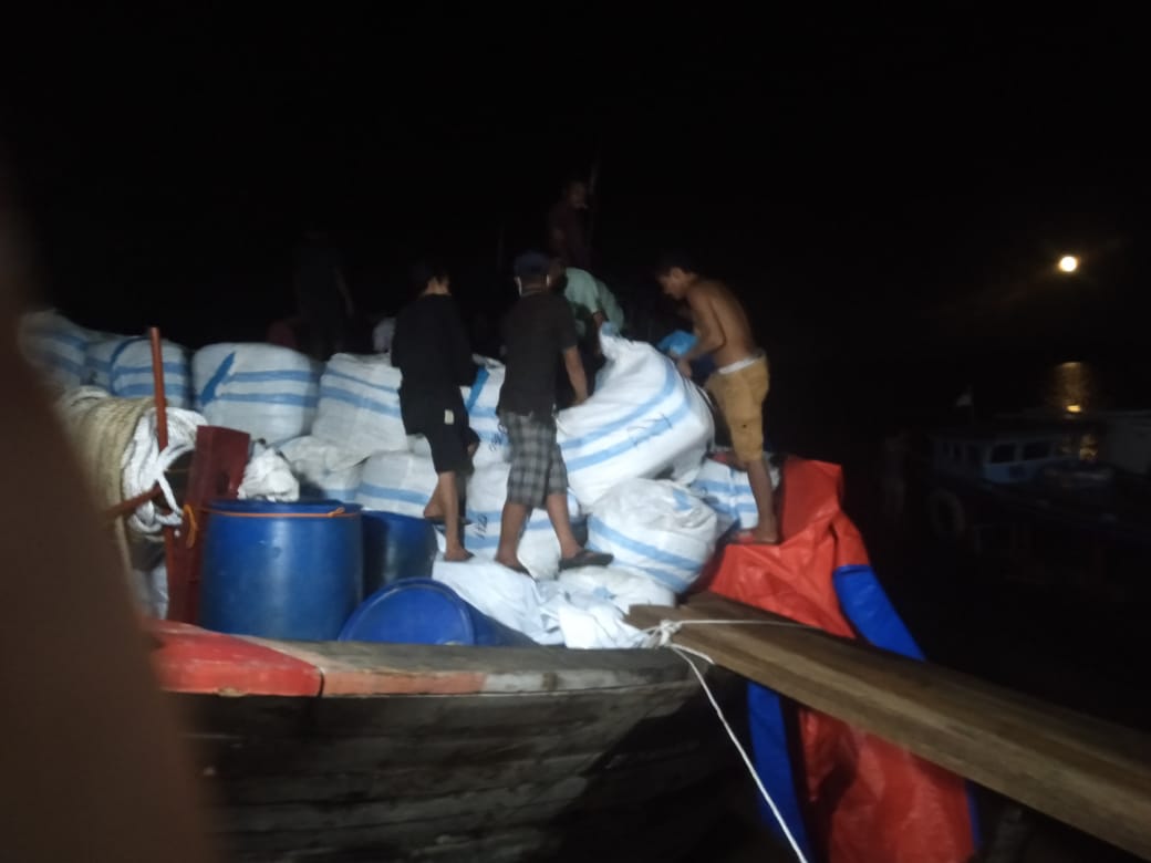 783 karung diduga pakaian bekas dari Malaysia dalam penyelidikan di Polres Labuhanbatu