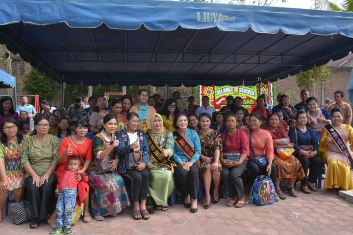 Kunjungi Dairi, Bunda PAUD Sumatera Utara Lepas Siswa TK Pembina Sumbul