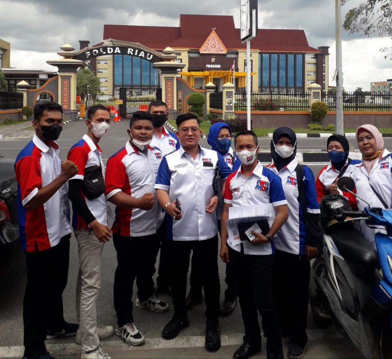 Perkumpulan Wartawan Media Online Indonesia Laporkan Menteri Agama Yogut Cholil Ke Polda Riau