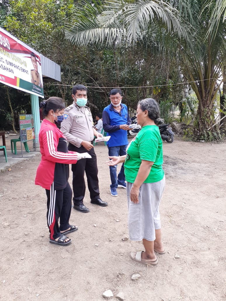 Cegah Penyebaran Virus Corona, Desa Anjung Ganjang Bentuk Gugus Tugas Dan Bagikan Masker Gratis 