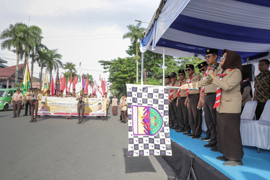 Wali Kota Siantar Lepas Pawai Kirab Panji Tangkal Napza