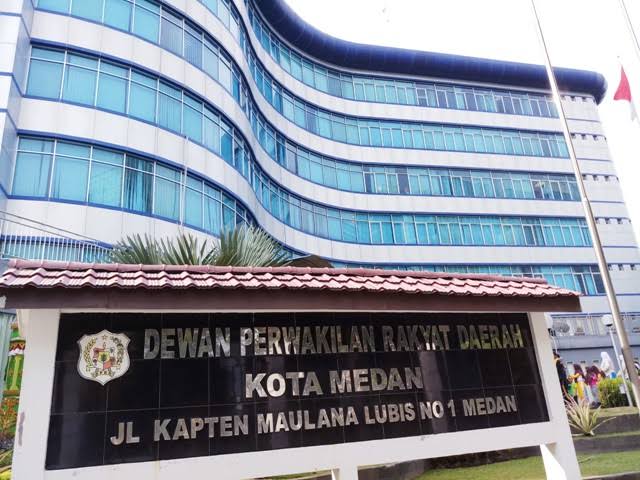Ketua Bersama Anggota Komisi 3 DPRD Medan Diperiksa 6,5 Jam oleh Penyidik Kejatisu