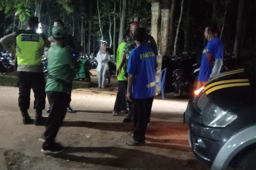 Babinsa Laksanakan Patroli Malam Bersama Cegah Gangguan Kamtibmas