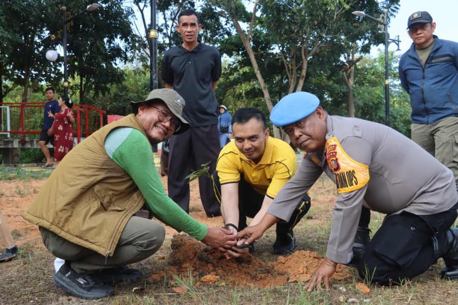 Polres Dumai Gelar Kurvei Bersih Lingkungan Dalam Rangka Gerakan Indonesia Asri