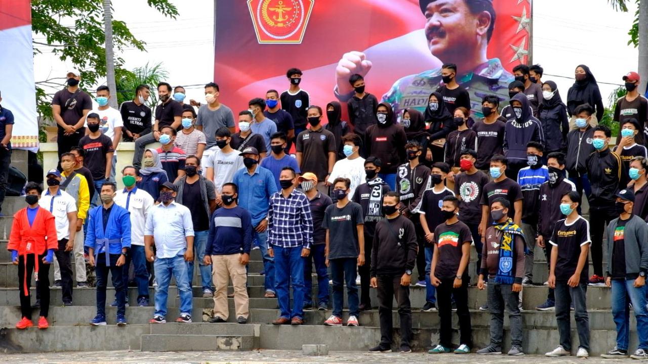 Pemuda Pemudi Milenial Lintas Organisasi Dukung Polda Riau Dengan Deklarasi Anti Narkoba.