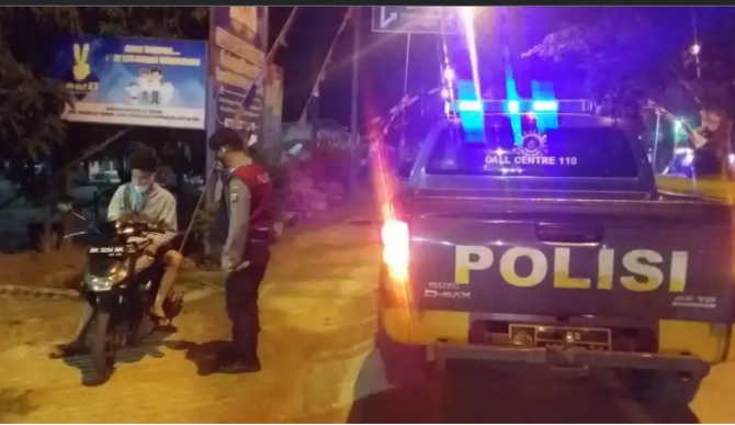 Sat Samapta Polresta Deli Serdang Melaksanakan Patroli Blue Light Mencegah Kriminalitas Di Malam Har