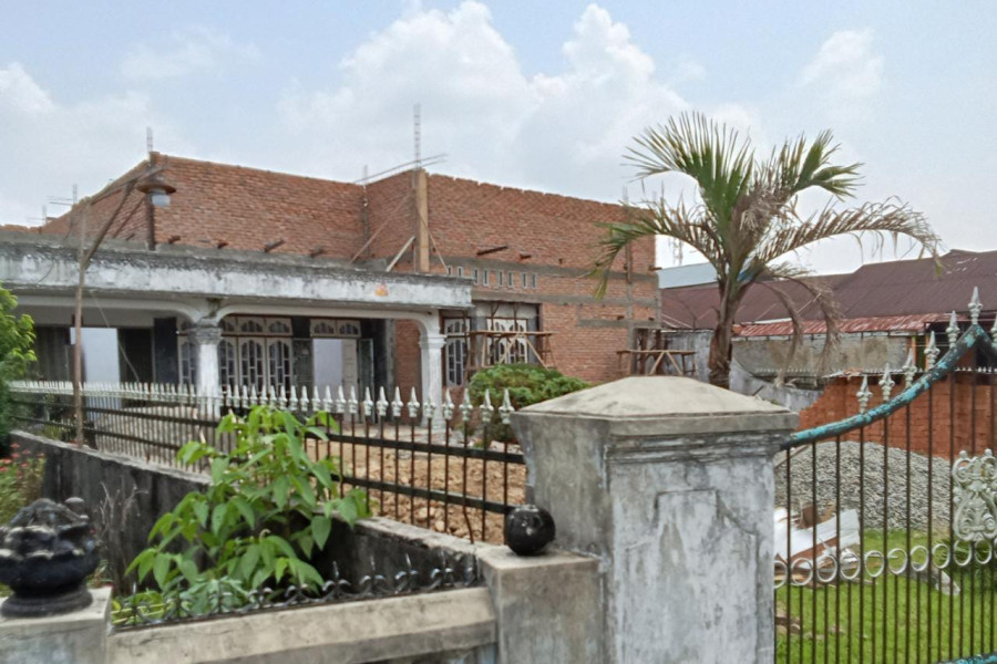 Bangunan Gedung Diduga Kuat Tidak Mengantongi izin PBG, Pemilik Diketahui Milik Seorang Dokter