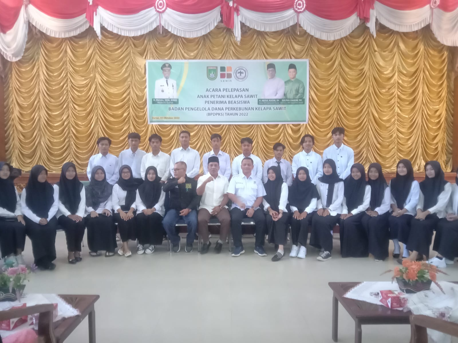 31 Anak Petani Sawit dari Kota Dumai, Riau, Mendapatkan Beasiswa dari Badan Pengelola Dana Perkebuna