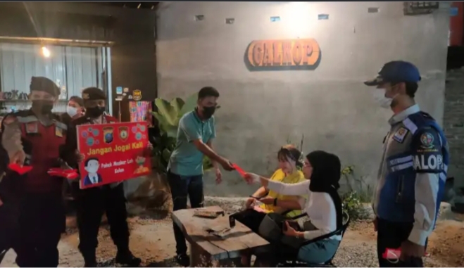 Personil Polsek Kawasan Bandara Kualanamu Melaksanakan Patroli Yustisi Dimalam Hari