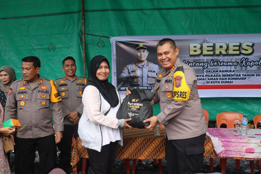 Kapolres Dumai Adakan Giat Bertajuk Beres Di kelurahan Rimbang Sekampung Kecamatan Dumai Kota .