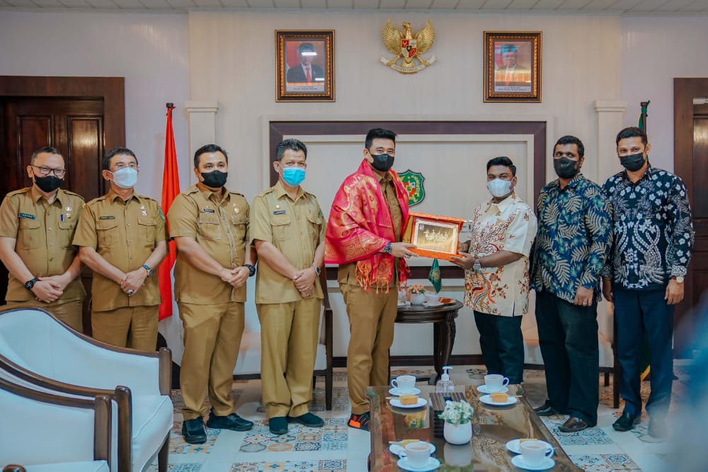 Terima Silaturahmi Sekaligus Undangan PHDI Kota Medan, Bobby : Saya Siap Hadir