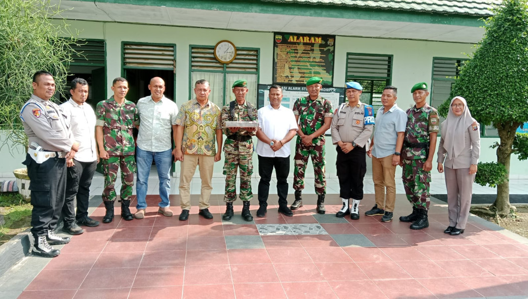 Paminal Polrestabes Medan Rayakan HUT Ke-78 TNI  Ke Markas Zipur Tuntungan