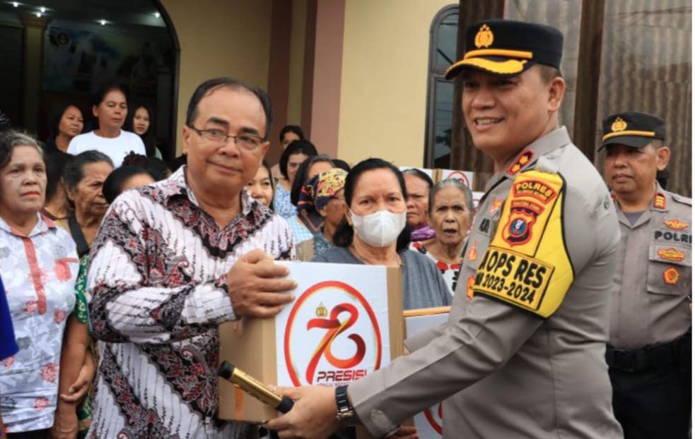 Polres Pelabuhan Belawan Laksanakan Bakti Sosial Sambut Hari ...